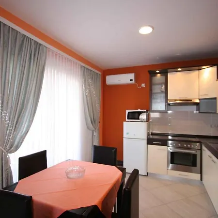 Soline 4 Soline (Krk)