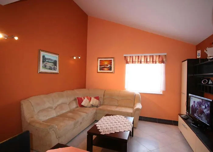 Soline 4 Soline (Krk)